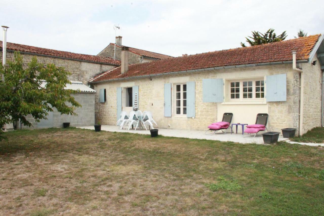 Charmante maison charentaise BONHEUR * 4 pers Chambon  Eksteriør billede