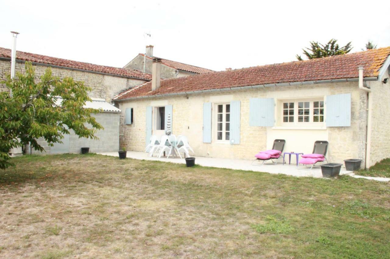Charmante maison charentaise BONHEUR * 4 pers Chambon  Eksteriør billede
